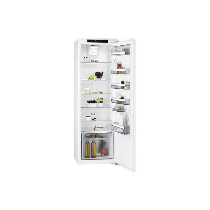 AEG SKE818E1DC Built In Tall Larder Fridge - Unbeatable Bathrooms