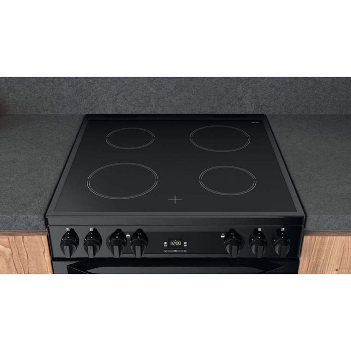 Hotpoint HDM67V92HCB/UK Black Electric Cooker - Unbeatable Bathrooms