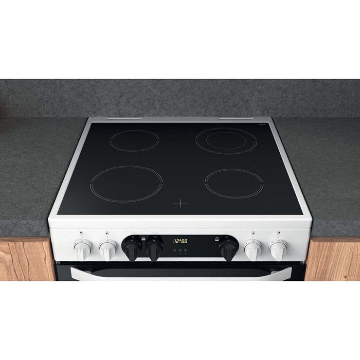 Hotpoint HDM67V9CMW/U White Electric Cooker - Unbeatable Bathrooms
