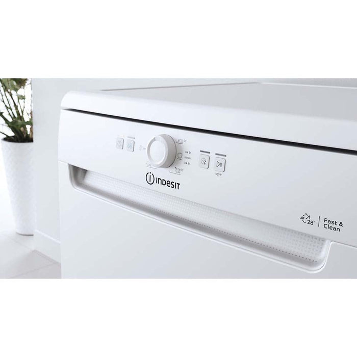 Indesit DFE 1B19 UK White Free Standing 13 Place Dishwasher - Unbeatable Bathrooms