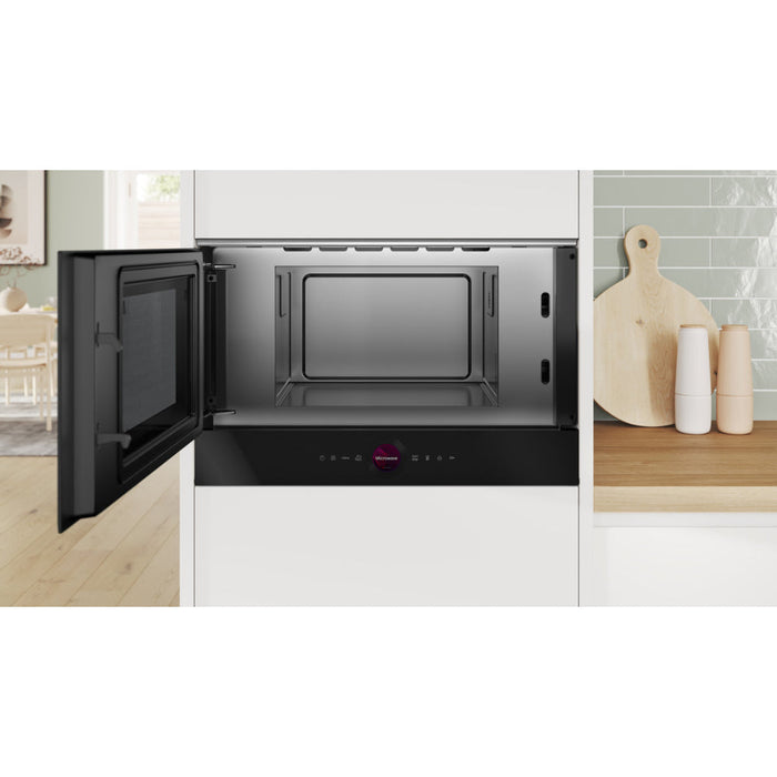 Bosch Series 8 BFL7221B1B B/I 900W Microwave - Black - Unbeatable Bathrooms