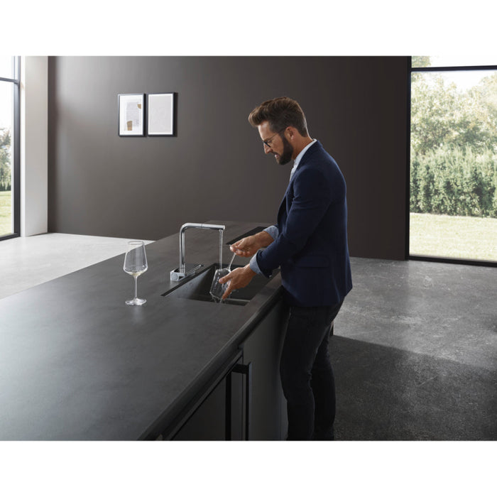 Hansgrohe Aquno Select M81 Single Lever Kitchen Mixer 250, Pull-Out Spout, 2 Spray Modes - Unbeatable Bathrooms