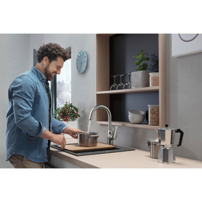 Hansgrohe Focus M42 Single Lever Kitchen Mixer 220, Single Spray Mode - Unbeatable Bathrooms