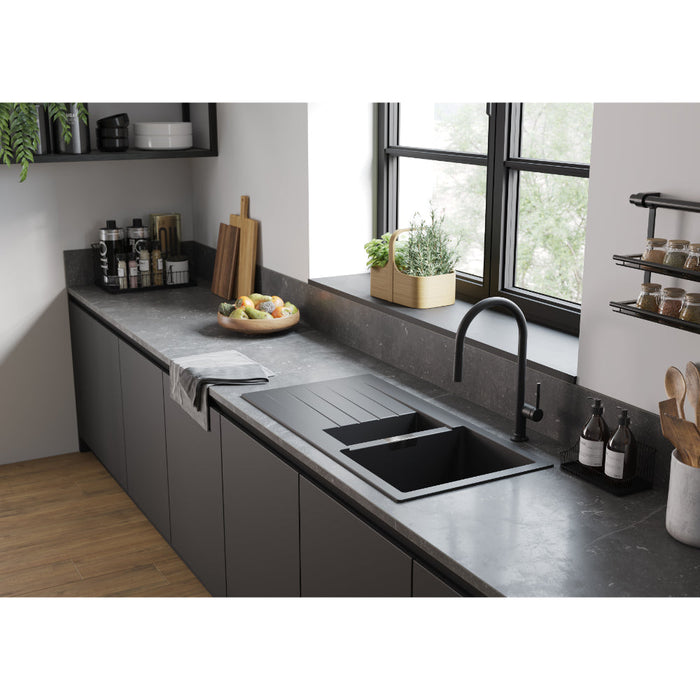 Hansgrohe Talis M54 Single Lever Kitchen Mixer 210 with Pull-Out Spout and Sbox, Single Spray Mode - Unbeatable Bathrooms