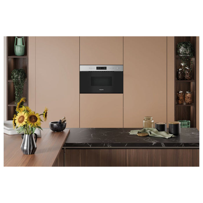 Hotpoint HPMK12CXUK B/I 750W Microwave & Grill - St/Steel - Unbeatable Bathrooms