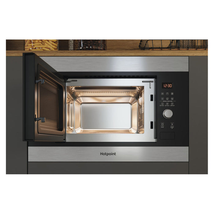 Hotpoint MF25G IX H B/I 900W Microwave & Grill - St/Steel - Unbeatable Bathrooms