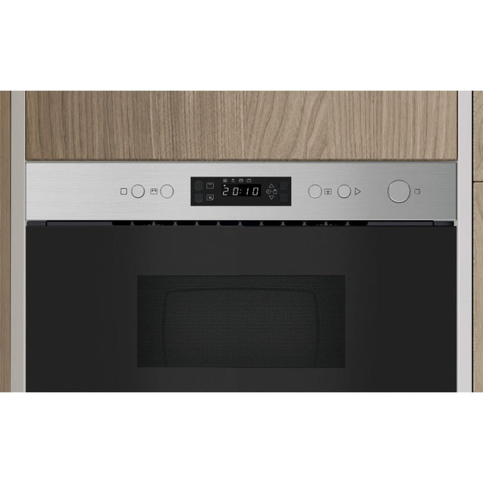 Indesit IM K12 XUK B/I 750W Microwave & Grill - Unbeatable Bathrooms