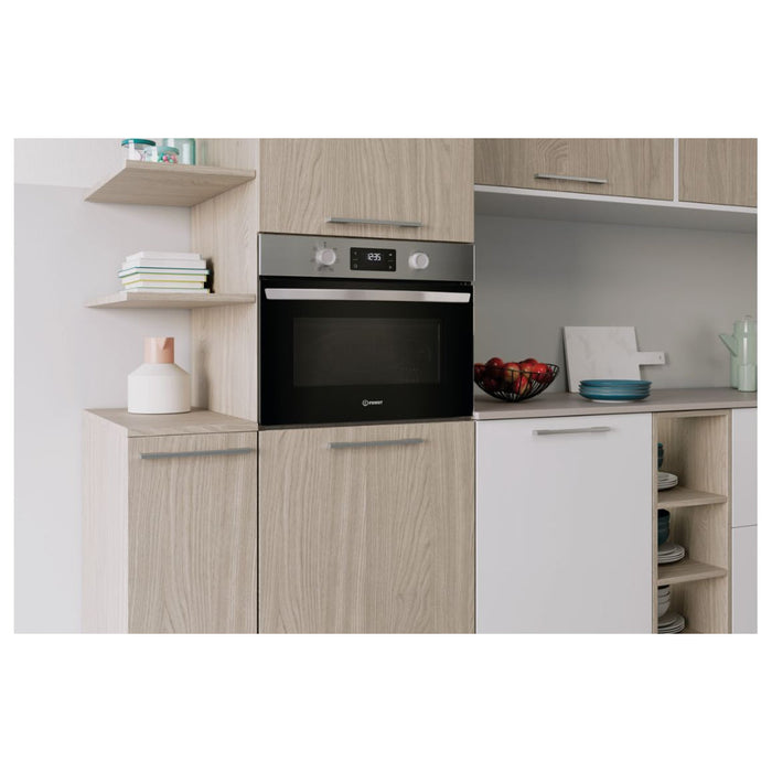 Indesit IP 252R XUK B/I 900W Microwave & Grill - St/Steel - Unbeatable Bathrooms