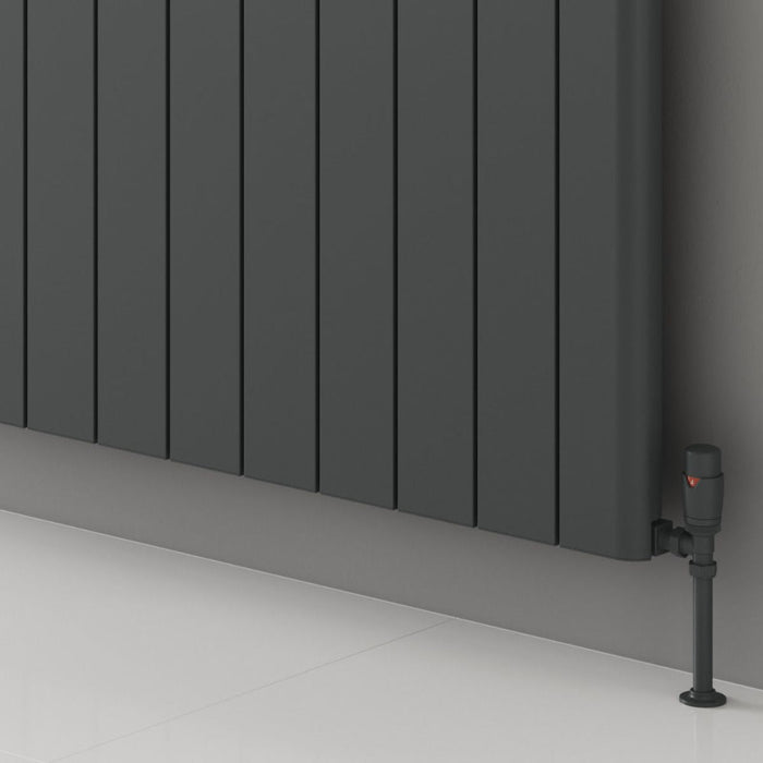 Reina Designer Resia Horizontal Aluminium Radiator - Unbeatable Bathrooms