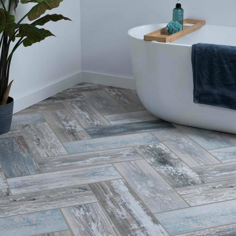 Splendour Fresno 570x190 Gris Wood Effect Wall and Floor Tiles - Unbeatable Bathrooms
