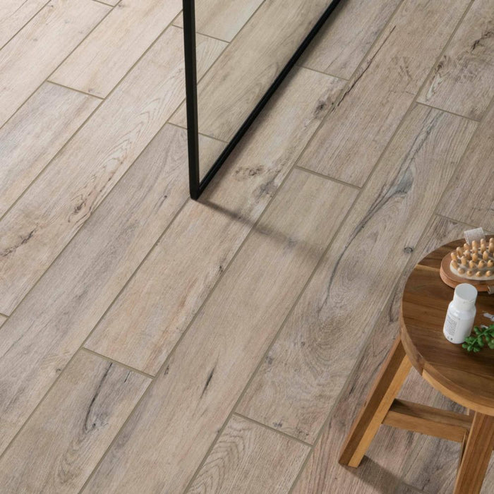 Splendour Mumble 900x150 Natural Oak Anti-Slip Wood Effect Tiles - Unbeatable Bathrooms