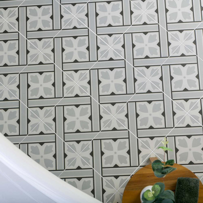 Splendour Nkr Tulip 450x450 Tiles - Unbeatable Bathrooms