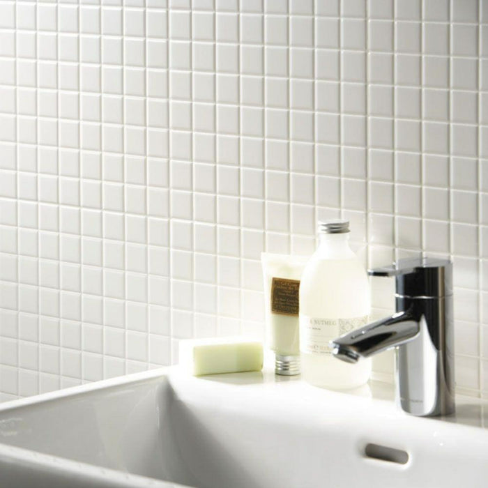 Splendour Pixel 303x303 White Square Gloss - Unbeatable Bathrooms
