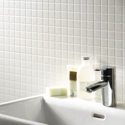 Splendour Pixel 303x303 White Square Gloss - Unbeatable Bathrooms