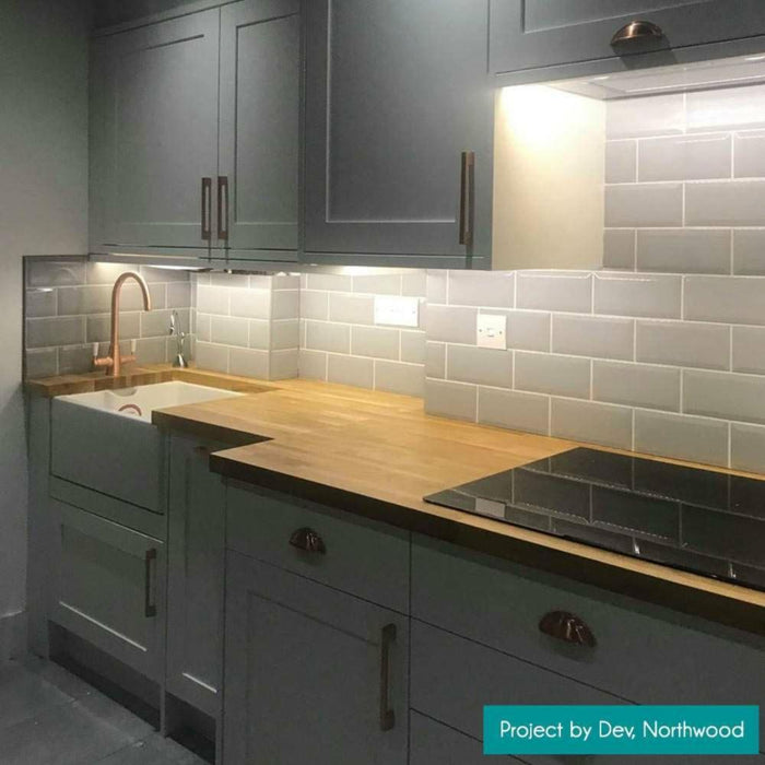Splendour Retro 200x100 Bevelled Grey Gloss Metro Tiles - Unbeatable Bathrooms