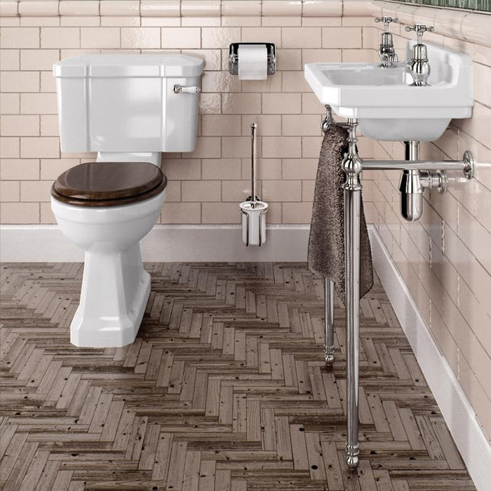Burlington Traditional Standard Close Coupled Toilet with Slimline Lever Cistern - Unbeatable Bathrooms