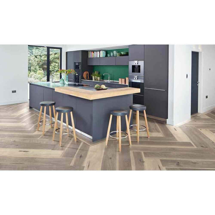 Karndean Art Select Wood Shade Handcrafted Weathered Hickory Tile (Per M²) - Unbeatable Bathrooms