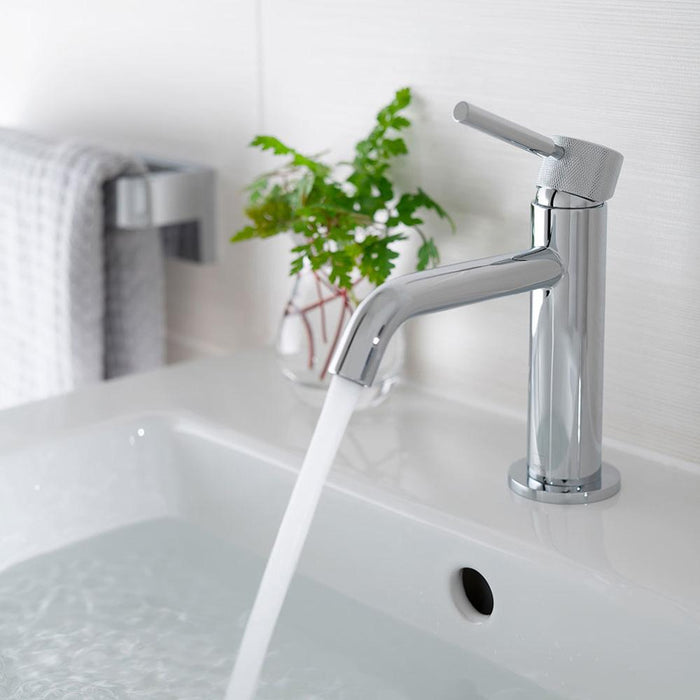 Vado Origins Slimline Mono Basin Mixer with Knurled Handle and Universal Waste - Unbeatable Bathrooms